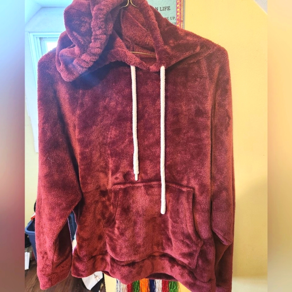 Fuzzy maroon hoodie